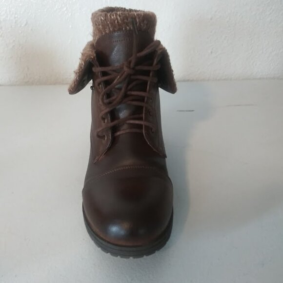 Jessica Cline women's size 8M brown sweater cuffed ankle boots - Picture 4 of 14